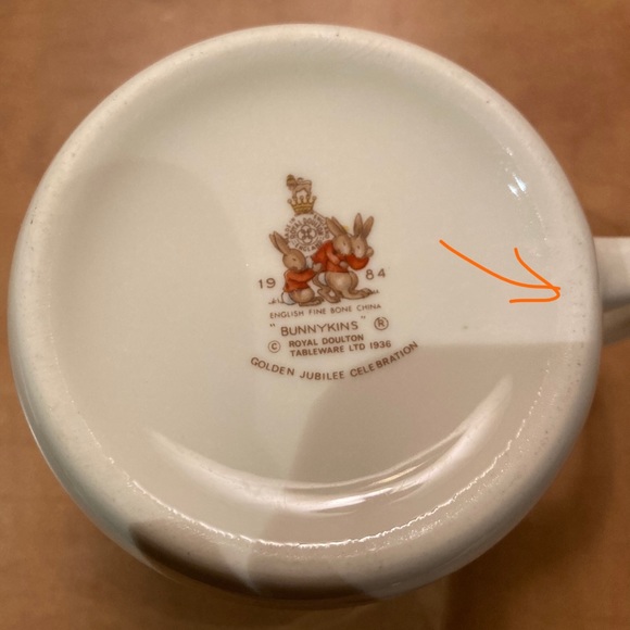 Royal Doulton Bunnykins 1984 - Picture 6 of 7